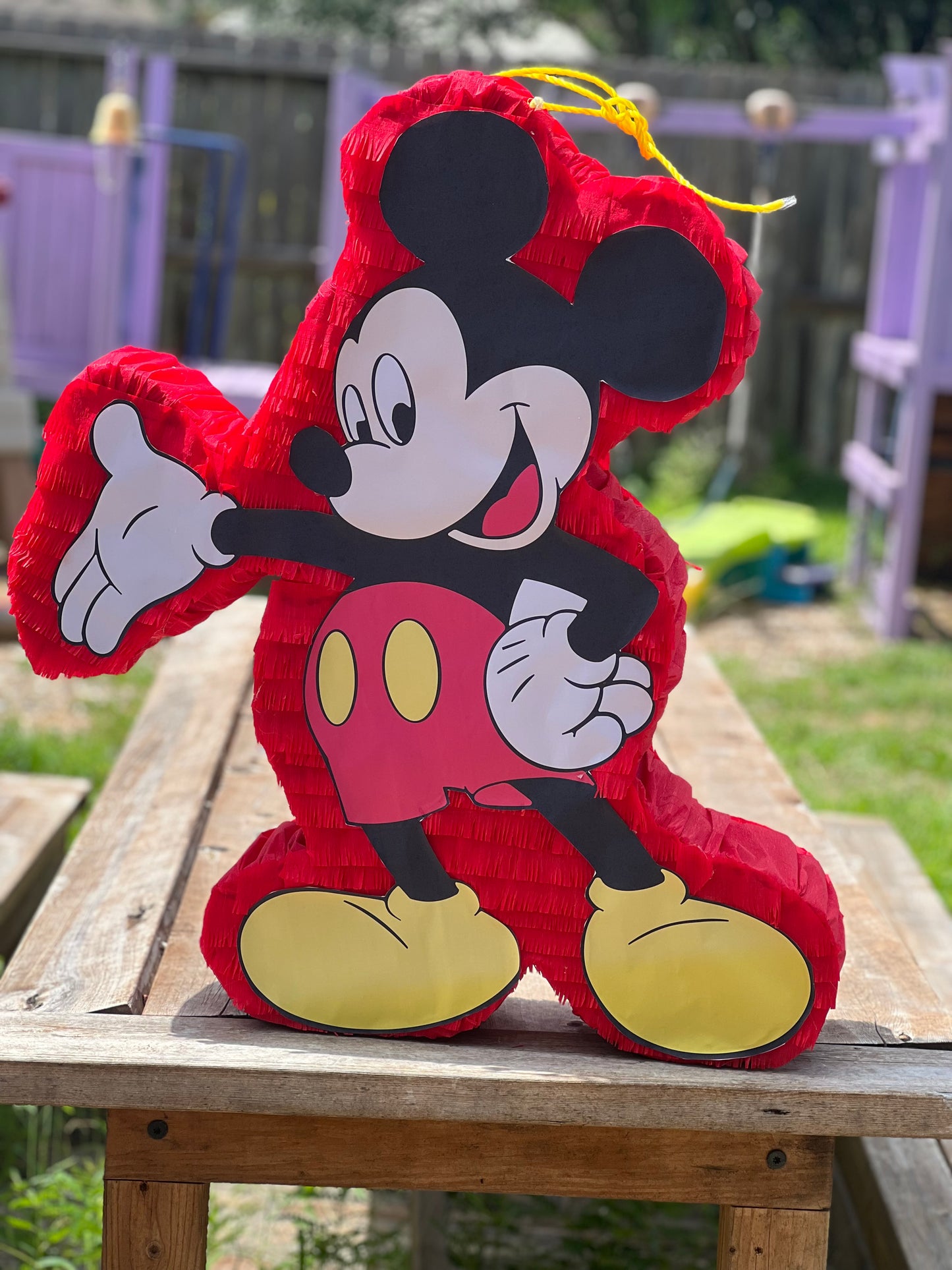 Mickey piñata