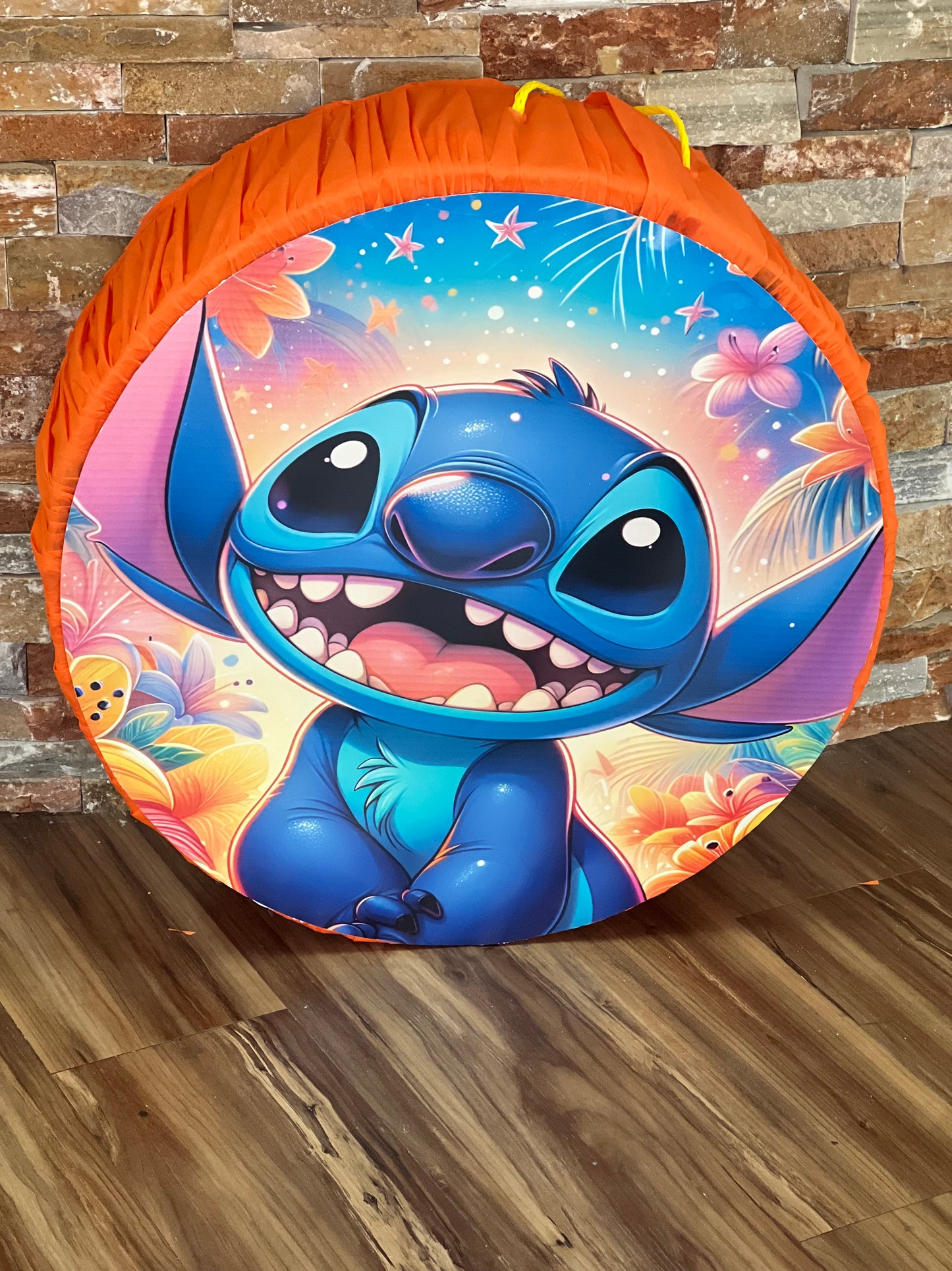 Stitch round piñata