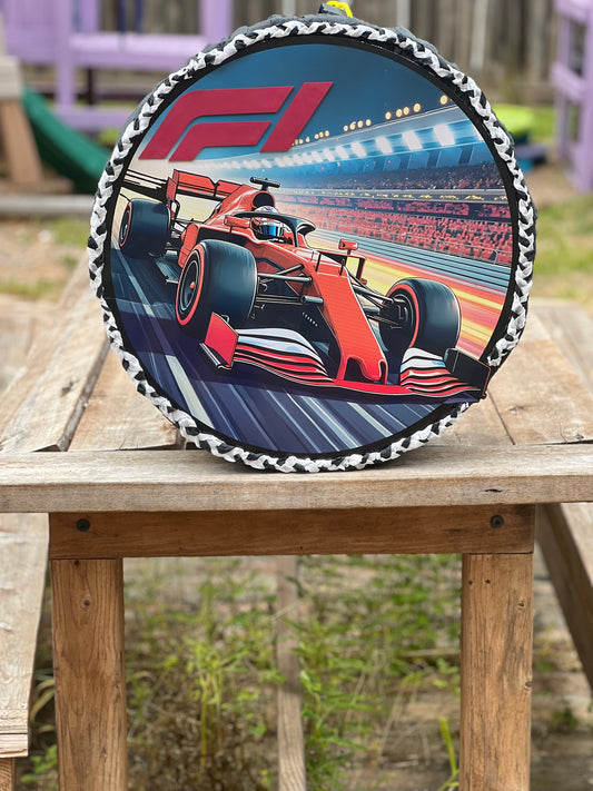 Formula 1 round piñata